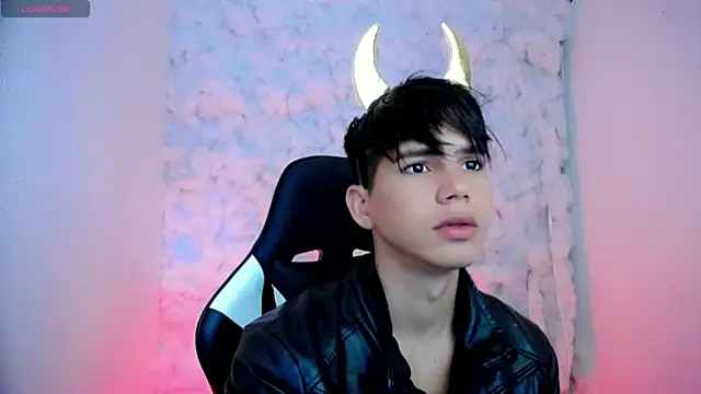 Snapshot of Tayson_Rivers chatting on October 2025 04:29:02 PM Tayson Rivers online show from October 2025 04:29:02 PM