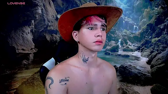 Snapshot of Tayson_Rivers chatting on February 2026 03:48:01 AM Tayson Rivers online show from February 2026 03:48:01 AM