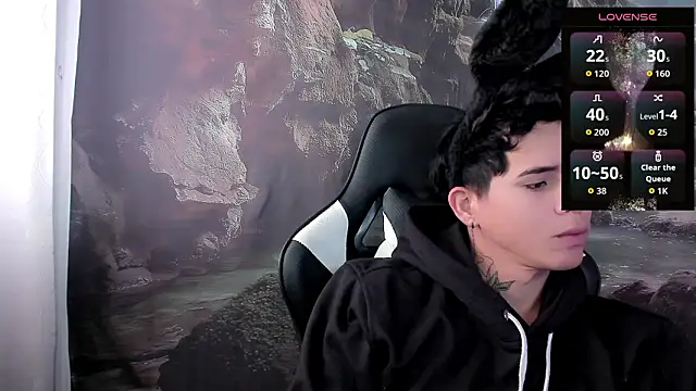 Snapshot of Tayson_Rivers chatting on February 2026 01:29:02 PM Tayson Rivers online show from February 2026 01:29:02 PM