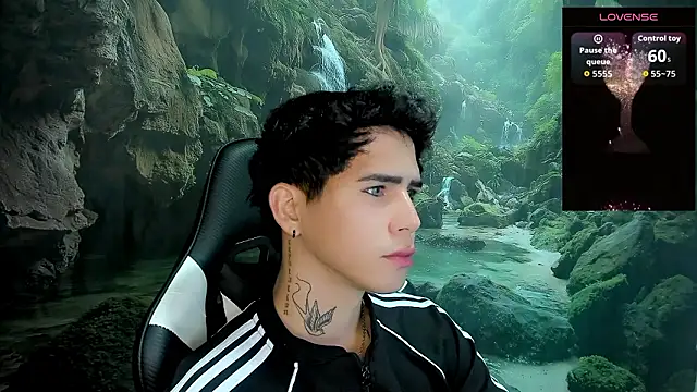 Snapshot of Tayson_Rivers chatting on February 2026 12:06:01 AM Tayson Rivers online show from February 2026 12:06:01 AM