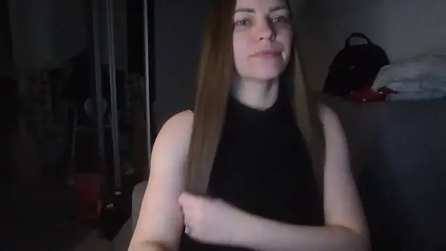 AnnaDiamond1 online show from April 2026 10:04:02 PM