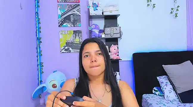 Snapshot of sara_mendez2 chatting on March 2025 11:04:01 PM sara mendez2 online show from March 2025 11:04:01 PM