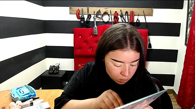 Marian Ran online show from February 2025 03:20:01 AM