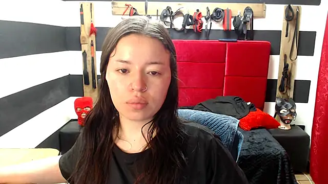 Marian Ran online show from March 2025 05:41:02 AM