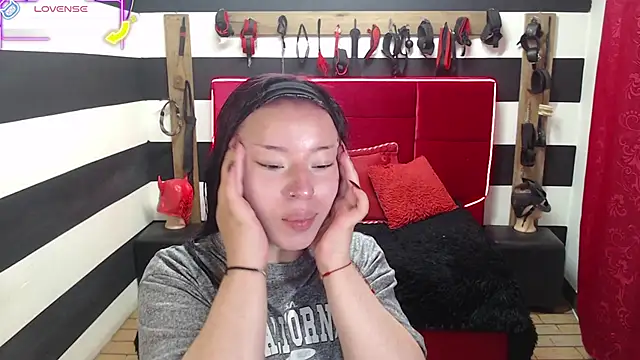 Marian Ran online show from September 2025 03:08:01 AM