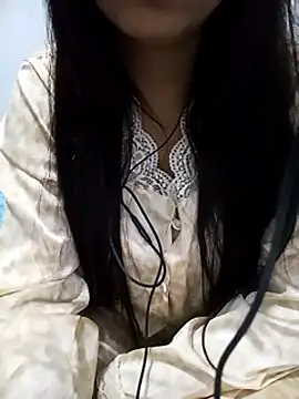 Snapshot of Liyan- chatting on January 2025 12:06:02 AM Liyan- online show from January 2025 12:06:02 AM