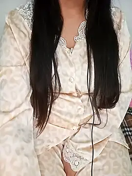 Snapshot of Liyan- chatting on March 2025 11:00:02 PM Liyan- online show from March 2025 11:00:02 PM
