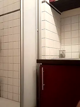 nickshal online show from September 2025 07:24:02 PM