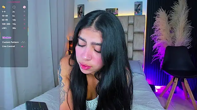 Snapshot of little_sophie18 chatting on June 2026 08:09:01 PM little sophie18 online show from June 2026 08:09:01 PM
