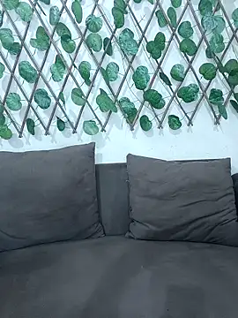 Bold-Cat online show from September 2025 05:58:01 PM