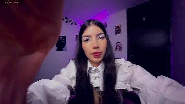 Snapshot of cami_mila9 chatting on April 2026 05:10:01 AM cami mila9 online show from April 2026 05:10:01 AM