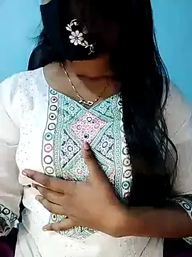 Snapshot of Sadika- chatting on December 2024 06:15:01 PM Sadika- online show from December 2024 06:15:01 PM