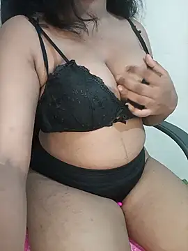 Snapshot of Sadika- chatting on June 2026 05:12:02 PM Sadika- online show from June 2026 05:12:02 PM