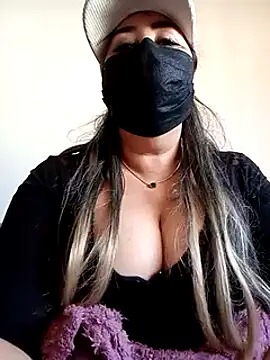Snapshot of Jawahir-pretty-women chatting on December 2024 01:44:01 PM Jawahir-pretty-women online show from December 2024 01:44:01 PM