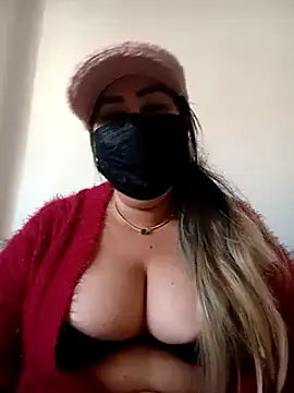 Snapshot of Jawahir-pretty-women chatting on December 2024 02:17:02 PM Jawahir-pretty-women online show from December 2024 02:17:02 PM
