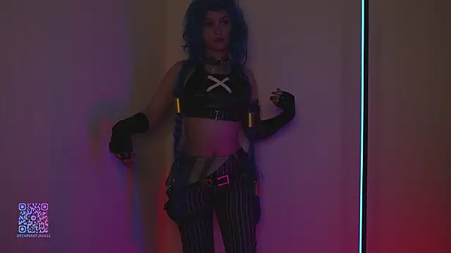 Snapshot of sarahUwU chatting on September 2025 06:09:01 PM sarahUwU online show from September 2025 06:09:01 PM