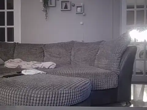 Snapshot of SweetSexySub chatting on December 2024 04:18:01 PM SweetSexySub online show from December 2024 04:18:01 PM