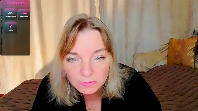 Regina  blue online show from September 2025 03:57:01 PM