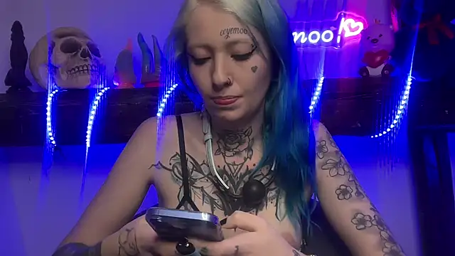 coyemoo online show from March 2025 12:56:01 PM