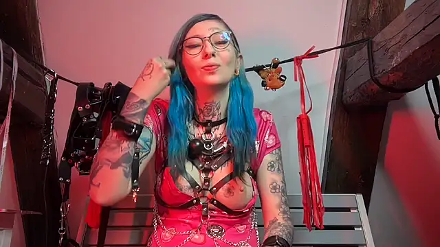 coyemoo online show from November 2025 10:15:01 AM