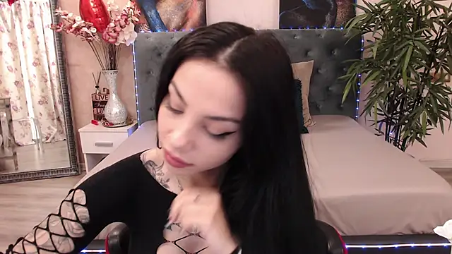 MissJuliax online show from March 2025 05:30:01 AM