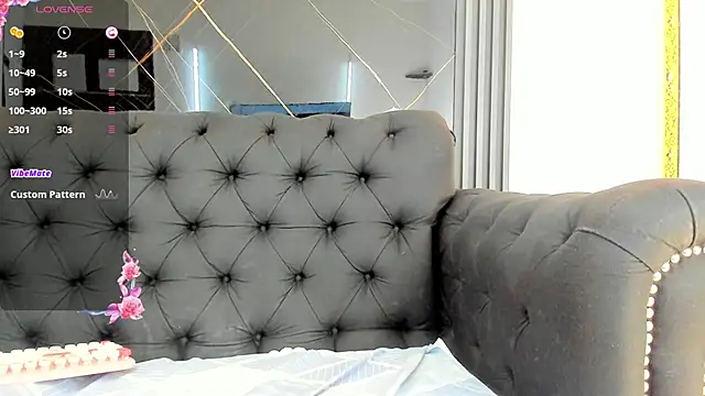 EvaaLovia1 online show from September 2025 02:11:01 PM