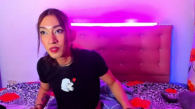 khandyzBlum online show from January 2025 06:43:01 PM