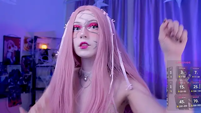 Carolina Leep online show from November 2025 02:52:02 PM