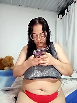 Snapshot of skarleth001 chatting on February 2025 05:12:01 AM skarleth001 online show from February 2025 05:12:01 AM