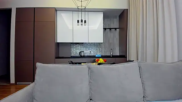 sexyangeloux online show from January 2025 01:35:01 AM