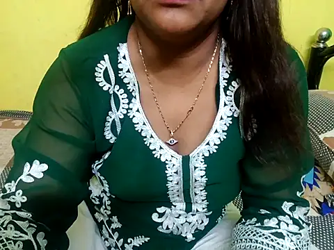 Snapshot of Sexyranibhabhi chatting on October 2025 03:00:01 PM Sexyranibhabhi online show from October 2025 03:00:01 PM