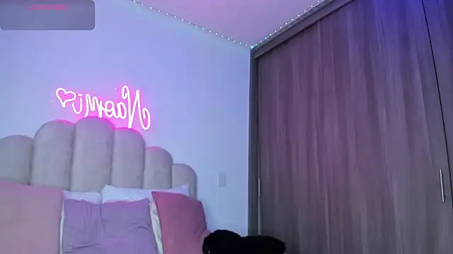 NaomiAsha online show from February 2026 08:27:01 PM