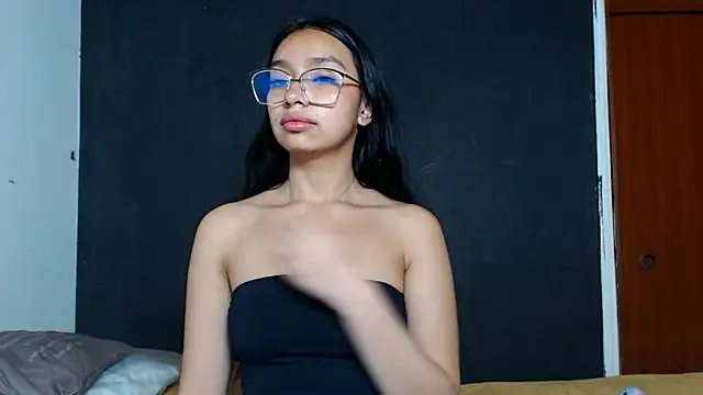 Stefanygp online show from February 2025 03:15:02 PM