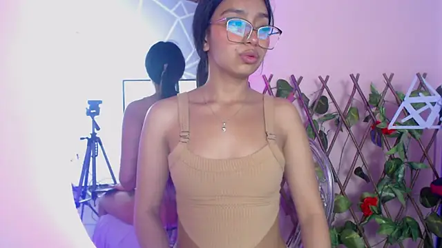 Stefanygp online show from March 2025 04:07:02 PM