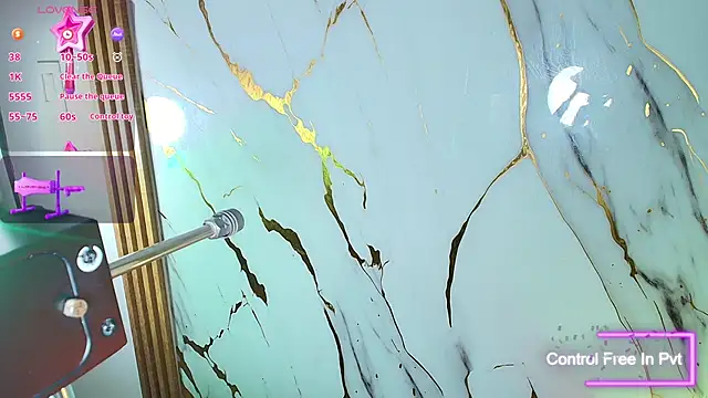 Lizz Tender online show from September 2025 12:49:02 PM