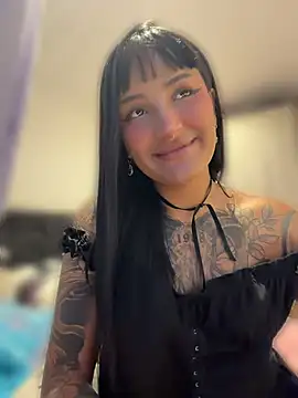 Snapshot of Sweet-bunny1 chatting on June 2026 11:25:01 PM Sweet-bunny1 online show from June 2026 11:25:01 PM