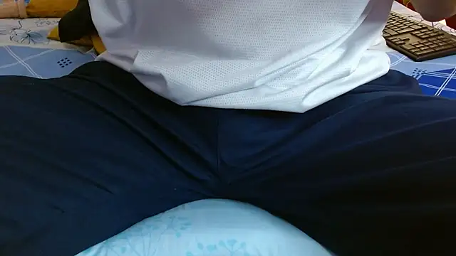 nickolas moon online show from December 2024 06:43:02 PM