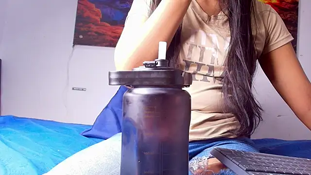 anisha x online show from October 2025 07:16:01 PM