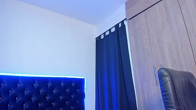 Snapshot of _diegsz_ chatting on March 2026 12:05:01 PM diegsz online show from March 2026 12:05:01 PM