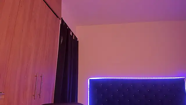 Snapshot of _diegsz_ chatting on April 2026 11:55:01 AM diegsz online show from April 2026 11:55:01 AM