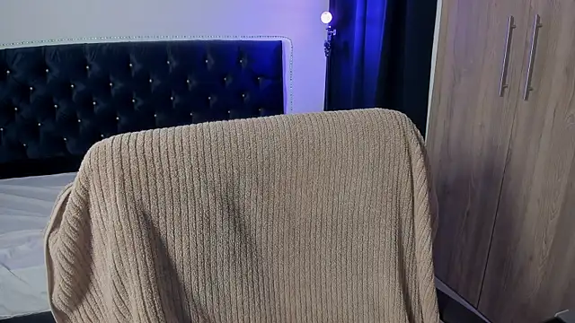 Snapshot of _diegsz_ chatting on April 2026 12:17:02 PM diegsz online show from April 2026 12:17:02 PM