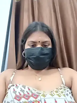 Hotmilfxox online show from January 2025 01:12:01 PM