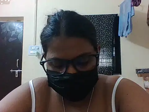 Snapshot of Hotmilfxox chatting on May 2026 08:55:01 AM Hotmilfxox online show from May 2026 08:55:01 AM