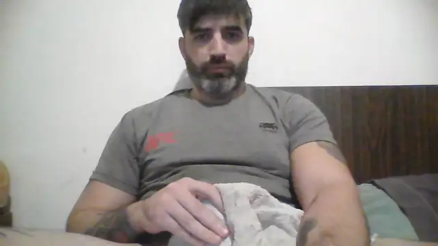 Snapshot of ozzypsico13 chatting on June 2026 02:43:02 AM ozzypsico13 online show from June 2026 02:43:02 AM