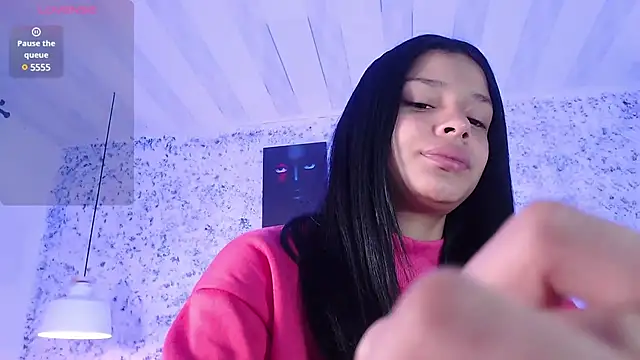 Snapshot of Zoee_babygirl chatting on February 2025 01:22:01 PM Zoee babygirl online show from February 2025 01:22:01 PM
