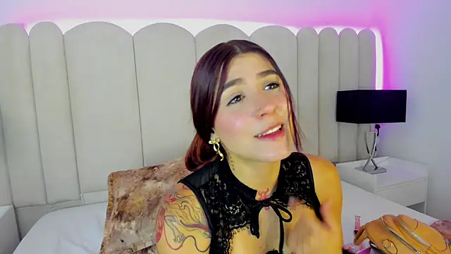 AnnyCherry  online show from January 2026 08:01:01 PM