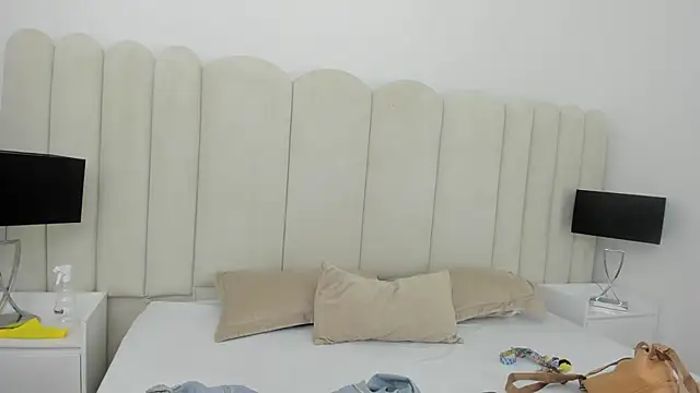 AnnyCherry  online show from March 2026 10:42:01 PM