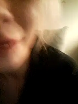 Snapshot of LillaFia chatting on October 2025 01:48:02 AM LillaFia online show from October 2025 01:48:02 AM