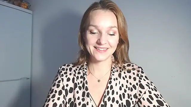 Snapshot of AliciaDesire chatting on February 2026 02:12:02 PM AliciaDesire online show from February 2026 02:12:02 PM