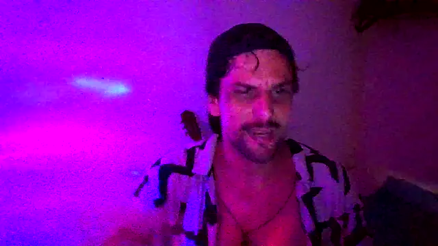 Snapshot of couplemilk chatting on April 2026 04:46:01 AM couplemilk online show from April 2026 04:46:01 AM